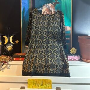 Charlie Paige Black and Gold Long Sleeve Dress Small